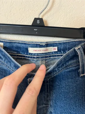 Levi's Cargo Ribcage Straight Jeans thumbnail 3