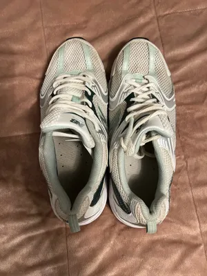 530 Women’s New Balance Shoes thumbnail 11