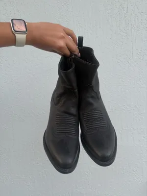 Leather cowgirl boots thumbnail 2