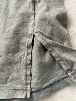 American Eagle Outfitters T-shirt thumbnail 3