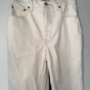 Abercrombie & Fitch The 90’s Straight Ultra High Rise Curve Love 10‎ Long Cream thumbnail 4