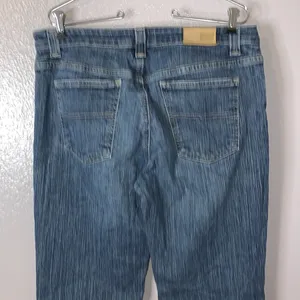 Tommy Hilfiger boyfriend size 8 short jeans thumbnail 4