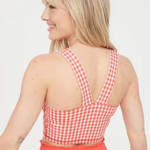 Offline‎ by aerie Red & White Gingham Square Neck Crop Top Shelf Bra Sz XL NEW thumbnail 3