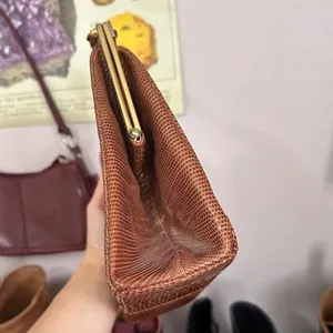 Vintage 50s 60s Bellstone Snakeskin Kisslock Elegant Brown Leather Handbag thumbnail 4