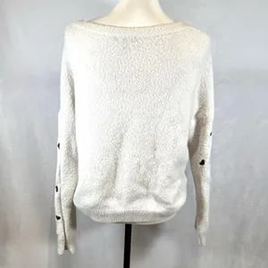 Super sweet embroidered heart print black and white sweater size large thumbnail 4