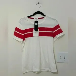 NWT‎ Atlanta Falcons WEAR By Erin Andrews Women's T-Shirt - White NFL thumbnail 2