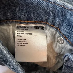 Uniqlo Denim Shorts thumbnail 4