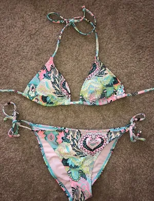 Boutique Printed Bikini Set thumbnail 1