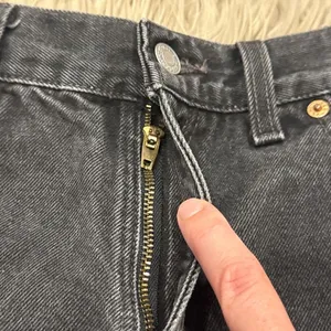 Levis vintage cutoff 560 shorts size 12 thumbnail 2