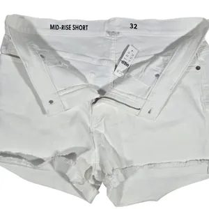 J Crew Mid Rise Short White‎ Denim Cutoff Frayed Hem Size 32 thumbnail 4