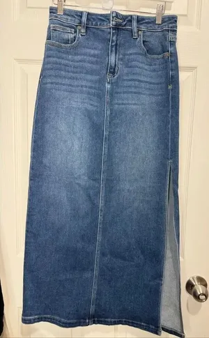 Hidden side slit midi denim skirt Medium Blue thumbnail 1