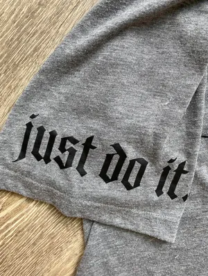 Nike Crop Top T-shirt 🖤 thumbnail 3