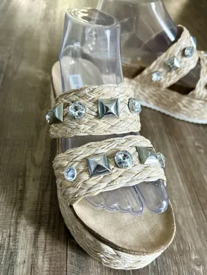 Steve Madden Platform Gemstone Sandals Jewel Embellished Size 7 thumbnail 3