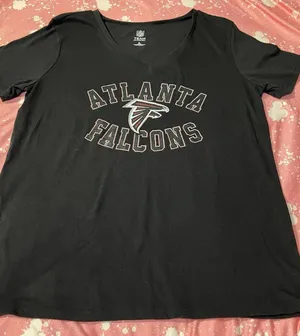 NFL Team Apparel Atlanta Falcons Women's V-Neck T-Shirt Black Size L thumbnail 1