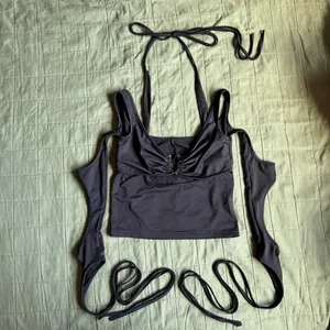 Black Cut Out Top thumbnail 2