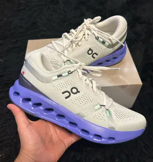 ON CLOUDSURFER athletic training running lace up shoes sneakers women’s 8 new thumbnail 1