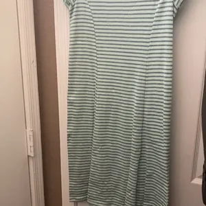 FINAL MARKDOWN Three dots dress medium thumbnail 2