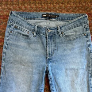 Levis Light Wash Slight Curve Low Rise Straight Jeans thumbnail 2