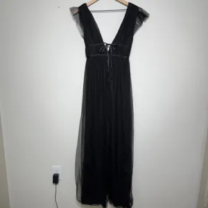 NEW Lulus Women Im All Yours Dress XS Black Tulle‎ Flutter Plunging Maxi Gown thumbnail 11