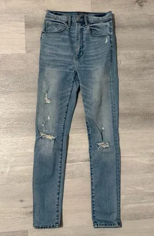 Abercrombie & Fitch Ultra High Rise Skinny Jeans thumbnail 1