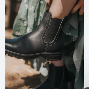 Blundstone #1448 in Voltan black ankle boots thumbnail 4