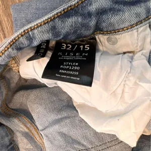 Risen Los Angeles Jeans Size 15/32 Blue Denim High Rise Distressed Jeans #247 thumbnail 11