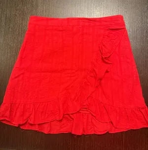 Sadie & Sage Bright Red Ruffle Wrap Mini Skort thumbnail 1