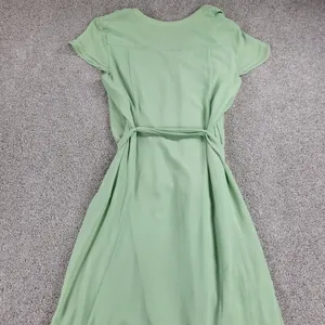 CB established 1962 Womens Dress 14 Green V-Neck Pleated Front Tie Waist Flowy thumbnail 6