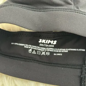 Skims Fits Everybody Triangle Bralette Onyx Size XXS thumbnail 6