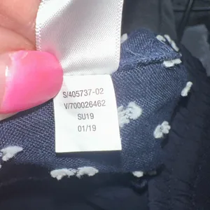 Athleta Size 6 Cabo Tide Linen 4" Inseam Shorts In Petite Diamond Navy Print‎ thumbnail 7