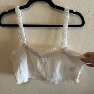 Women's white crop top thumbnail 2