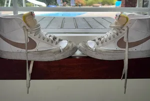 Nike Blazer Mid '77 white and dusty pink sneakers thumbnail 1
