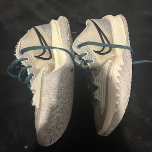 Kyrie Low 4 Basketball Shoes Gray Blue Size 10 Used Clean Bottoms With Box thumbnail 2