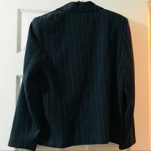 🌺 3/$20 SALE! NWT Alfred Dunner Petite Blazer thumbnail 6