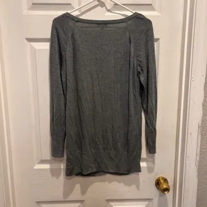 H&M Womens Gray Button Front V-Neck Cardigan Sweater Size L Academia Neutral thumbnail 5