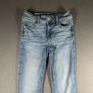 American Eagle Kick Boot Jeans Womens 000 Short Blue Wash Next Level Stretch thumbnail 3