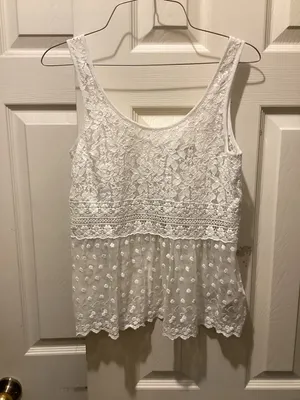 Abercrombie & Fitch White Lace Sleeveless Overlay thumbnail 5