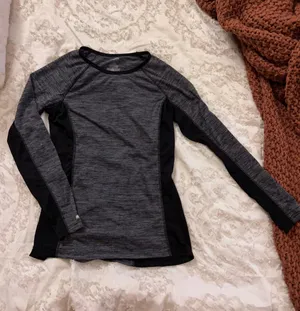 Danskin Now Gray Long Sleeve Workout Top thumbnail 1