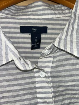 GAP White and Gray Striped Women's Button-Down Shirt thumbnail 2