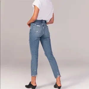 Abercrombie & Fitch The Mom High Rise Distressed Ripped Jeans 4 XShort Y2K Punk thumbnail 2