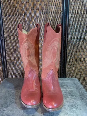 Array Cowboy Boots Embroidered Size 7 Red thumbnail 2