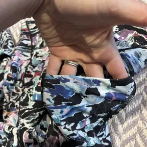 Lululemon Leggings Womens Size 12 Wonder Under High Rise Culture Clash Multi thumbnail 7