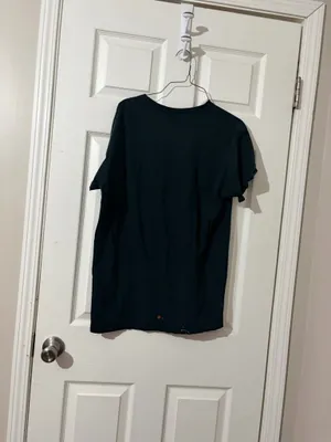 Plain black tee Size L thumbnail 2
