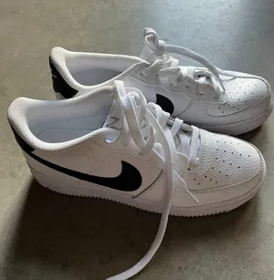Nike Black White Air Forces thumbnail 1