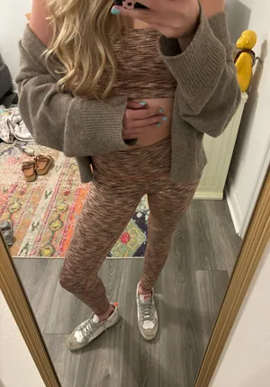 Old Navy Active Matching Athletic Set thumbnail 1
