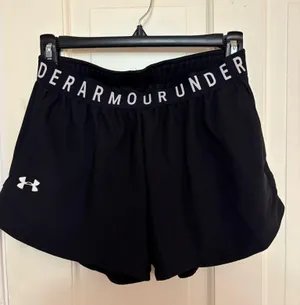 Under Armour Shorts thumbnail 1
