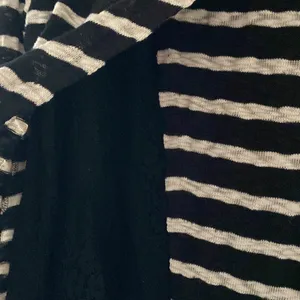 White House Black Market Black Stripe Flowing Sweater Top Women's Medium thumbnail 9