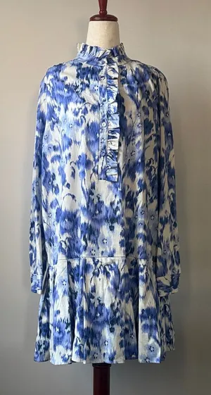 Tuckernuck Tate Dress in Blue and White Floral Long Sleeve Size XL thumbnail 1