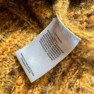 Molly Bracken medium/large yellow sweater‎ thumbnail 5