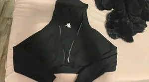 Alo cropped hoodie thumbnail 3